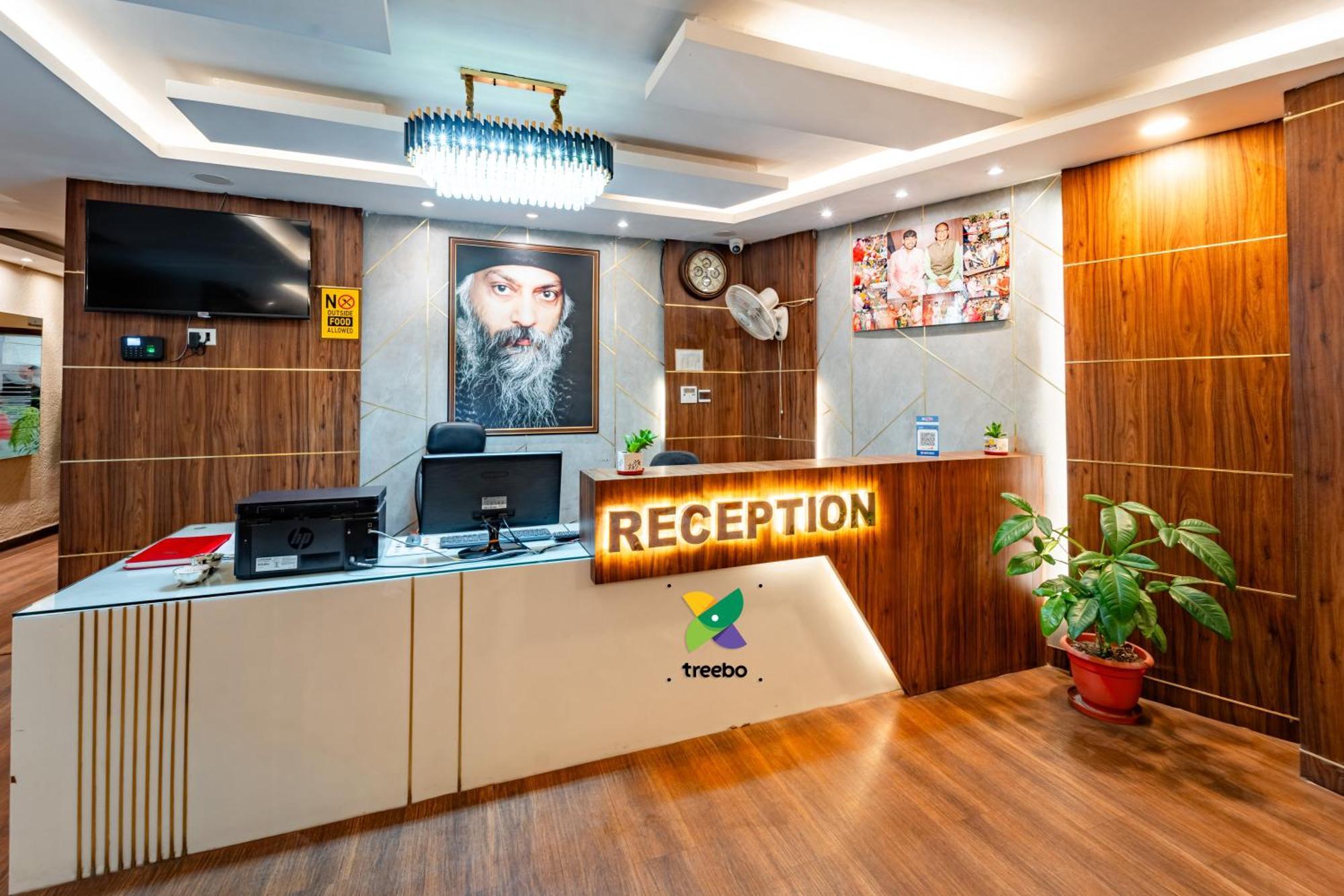 Отель Treebo Premium Zorba Бхопал Экстерьер фото
