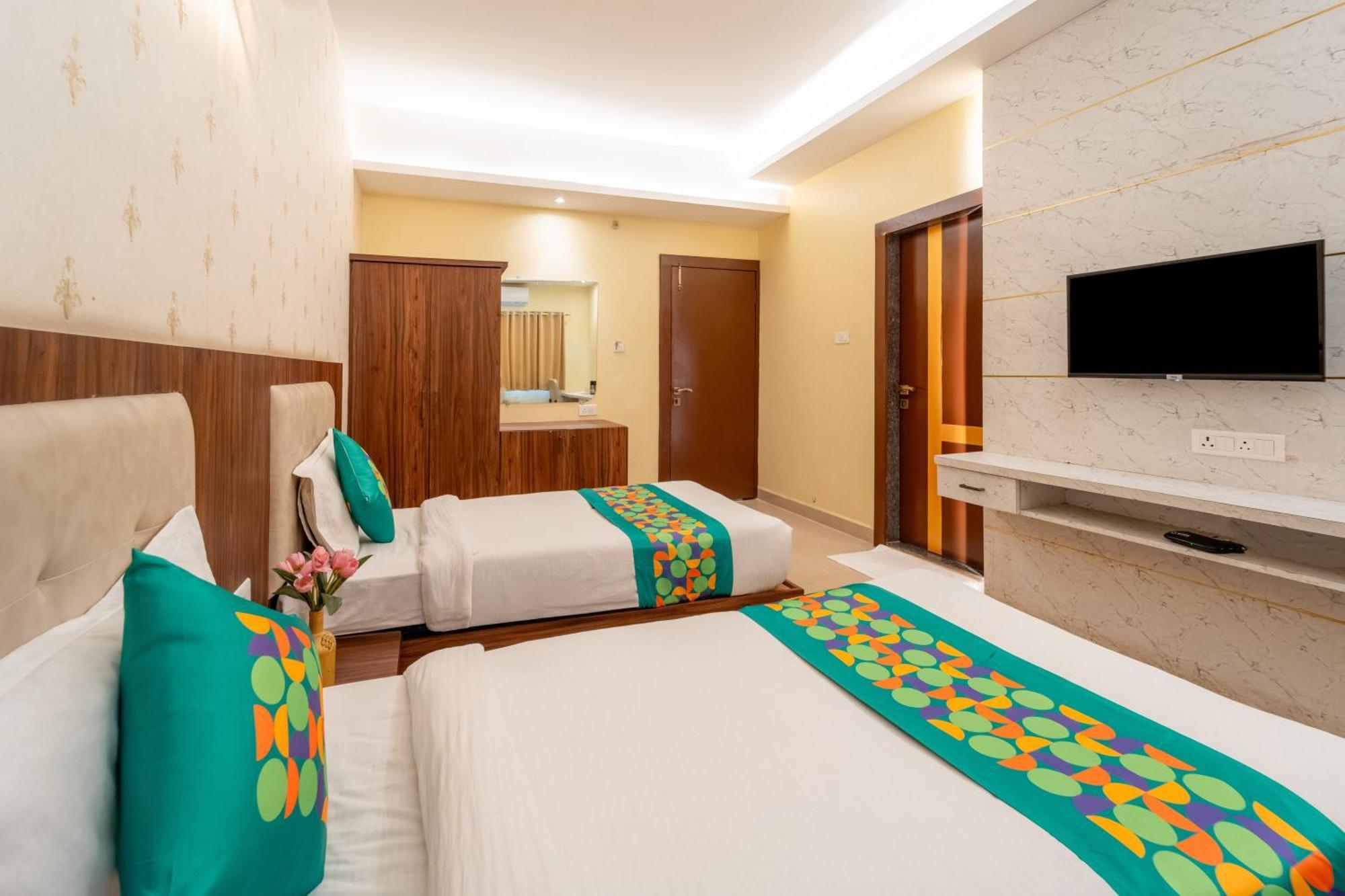 Отель Treebo Premium Zorba Бхопал Экстерьер фото